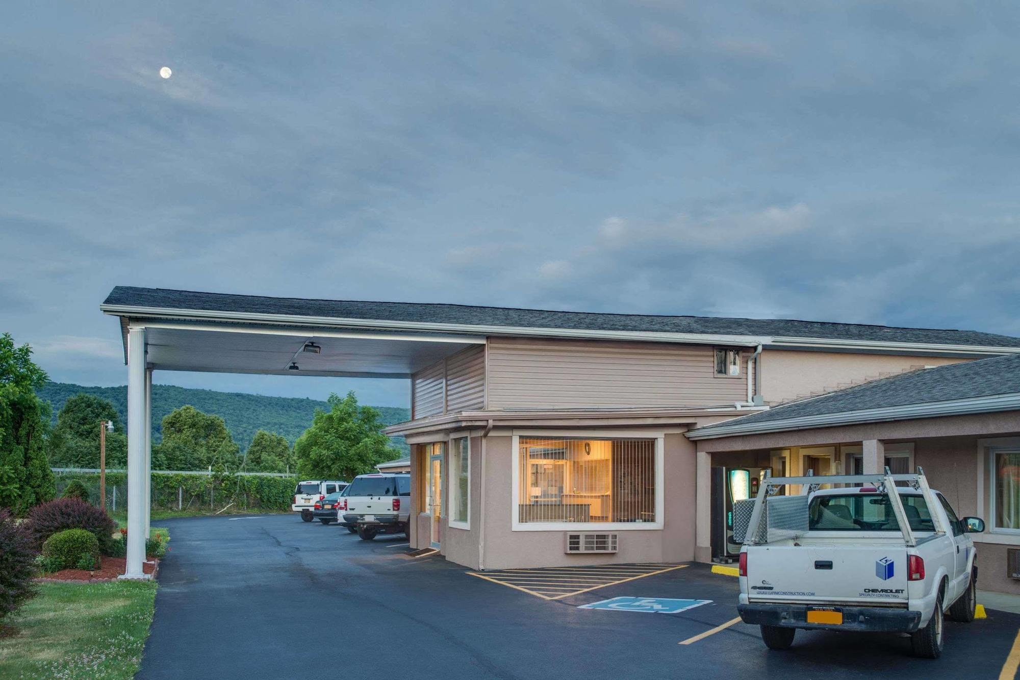 הורסהדס Travel Inn מראה חיצוני תמונה